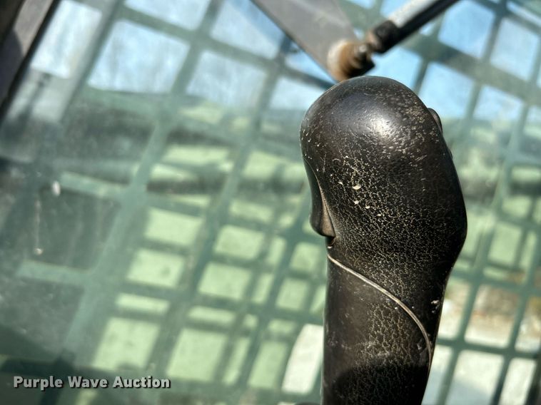 image for item NR9503 2012 Takeuchi TL240  tracked skid steer loader