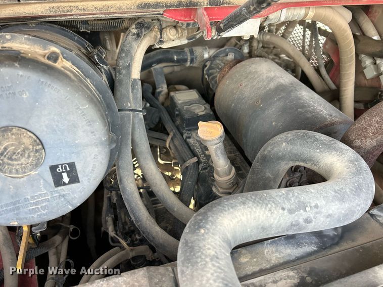 image for item NR9503 2012 Takeuchi TL240  tracked skid steer loader