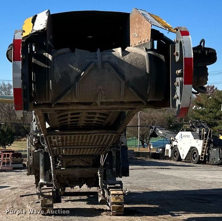 image for item NR9508 2011 Wirtgen W200  milling machine