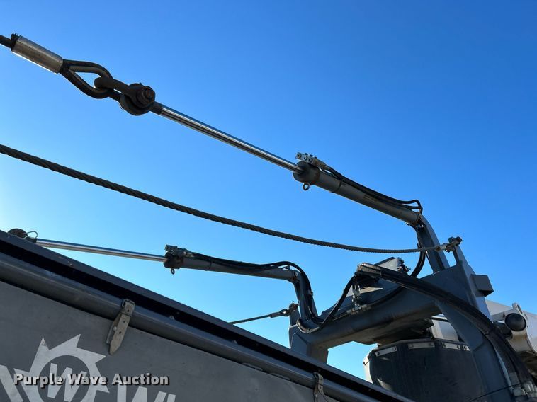 image for item NR9508 2011 Wirtgen W200  milling machine