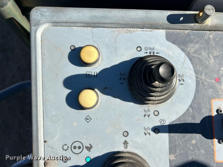 image for item NR9508 2011 Wirtgen W200  milling machine