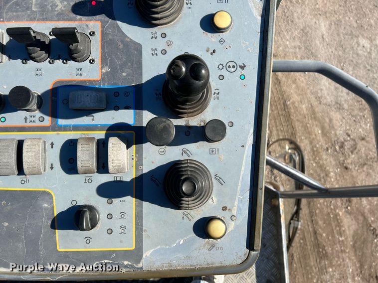 image for item NR9508 2011 Wirtgen W200  milling machine