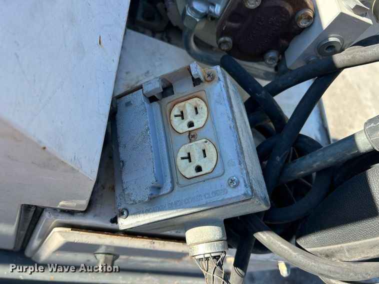 image for item NR9508 2011 Wirtgen W200  milling machine