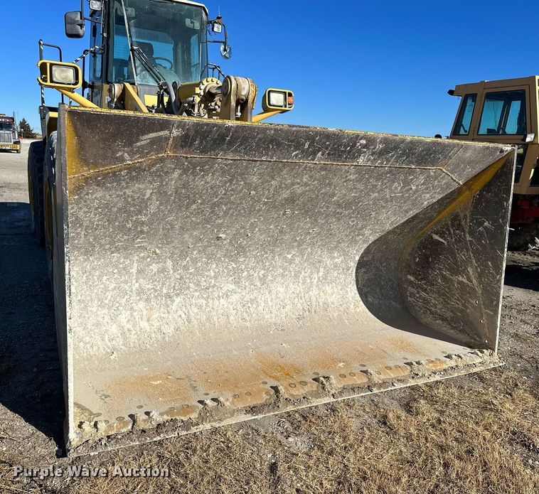 image for item NS9024 2002 Komatsu WA450-5  wheel loader