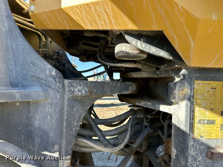 image for item NS9024 2002 Komatsu WA450-5  wheel loader