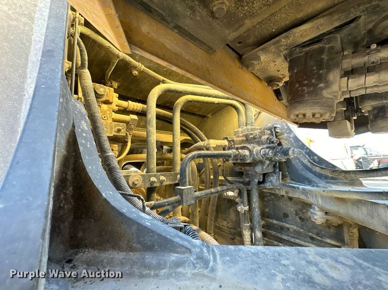 image for item NS9024 2002 Komatsu WA450-5  wheel loader