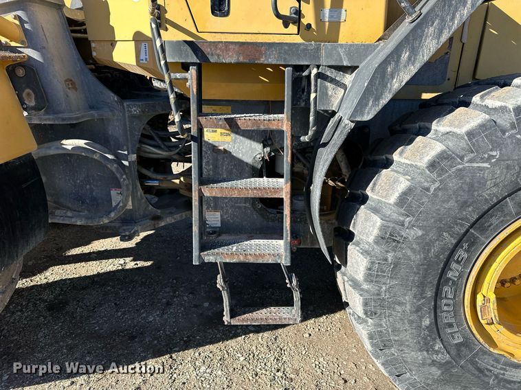 image for item NS9024 2002 Komatsu WA450-5  wheel loader