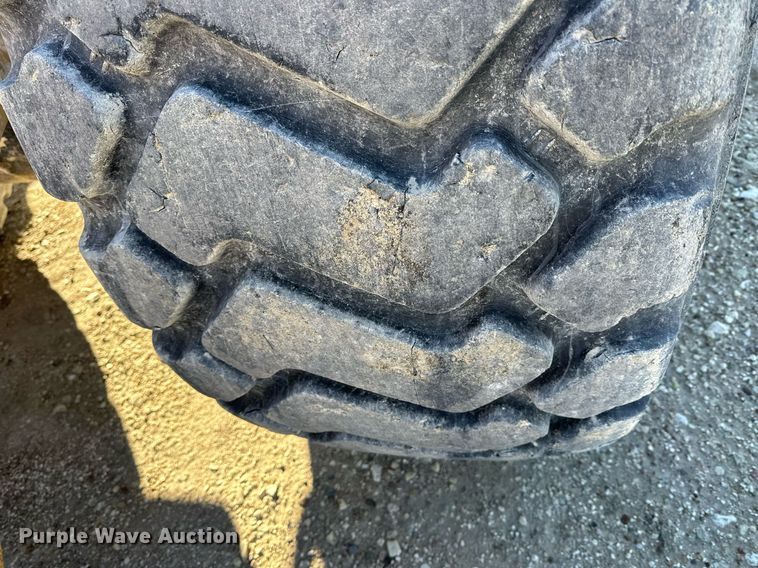 image for item NS9024 2002 Komatsu WA450-5  wheel loader