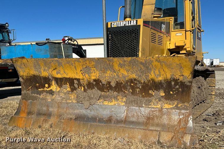 image for item NS9025 1996 Caterpillar D5C Series III  dozer