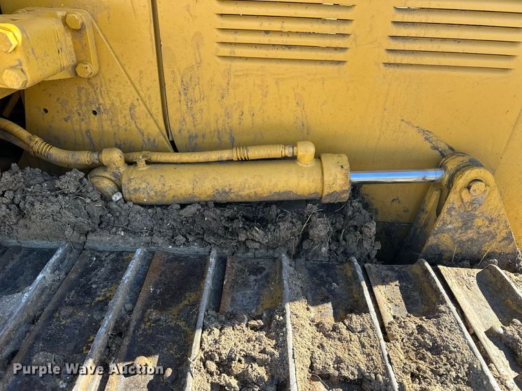 image for item NS9025 1996 Caterpillar D5C Series III  dozer