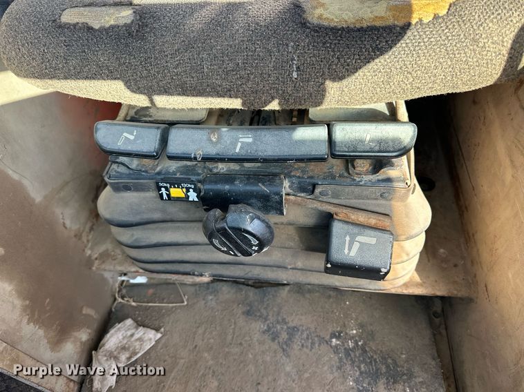 image for item NS9025 1996 Caterpillar D5C Series III  dozer