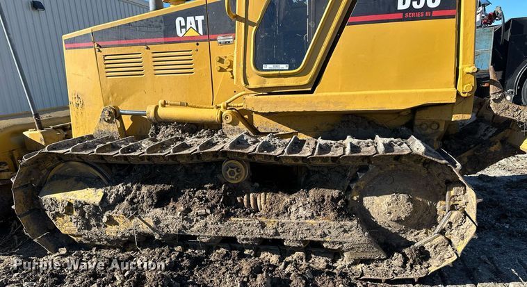 image for item NS9025 1996 Caterpillar D5C Series III  dozer
