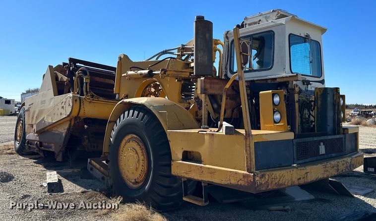 image for item NS9027 International 444  elevating scraper