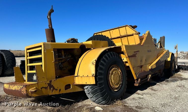 image for item NS9027 International 444  elevating scraper