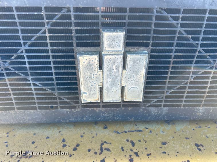 image for item NS9027 International 444  elevating scraper