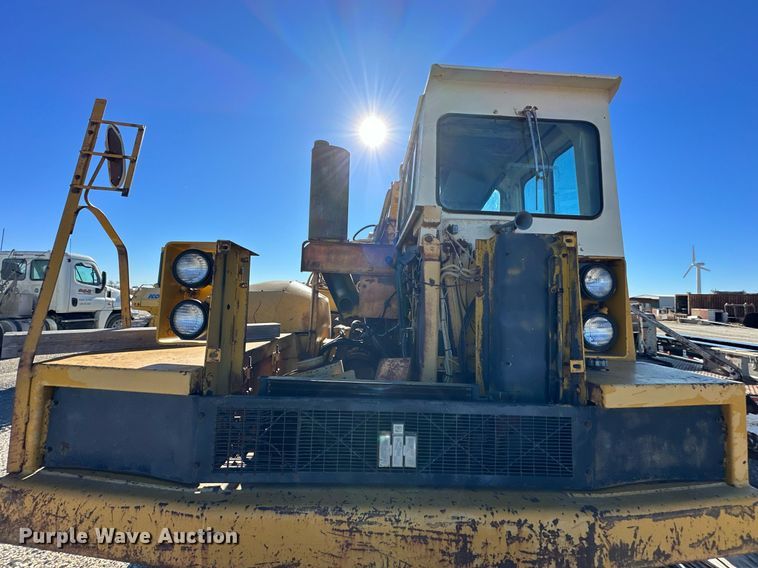 image for item NS9027 International 444  elevating scraper