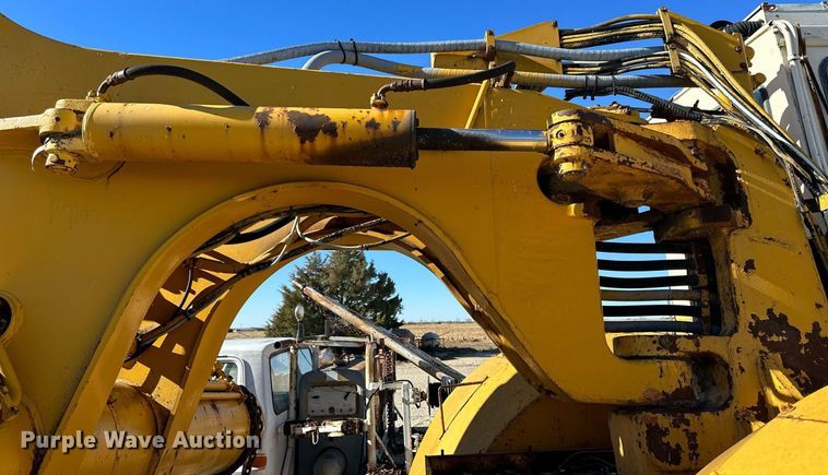 image for item NS9027 International 444  elevating scraper