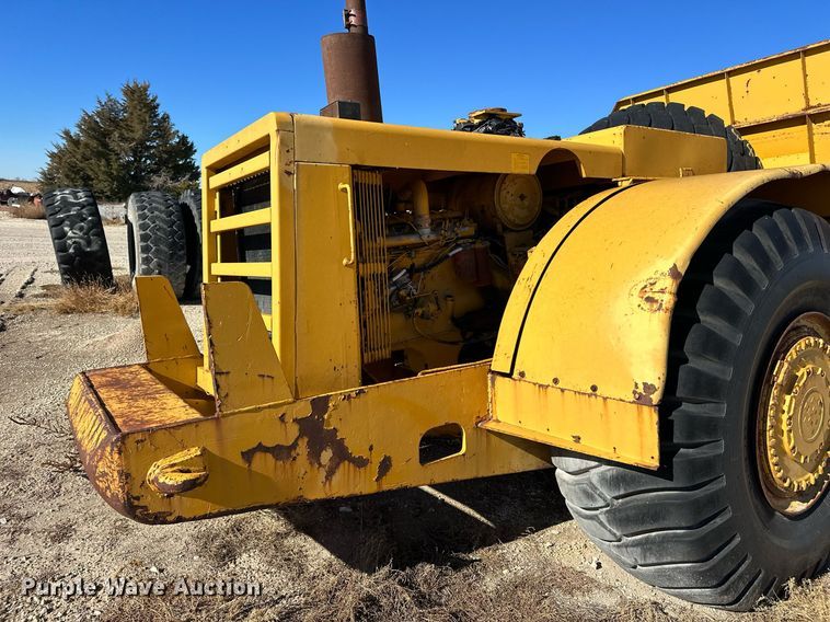 image for item NS9027 International 444  elevating scraper