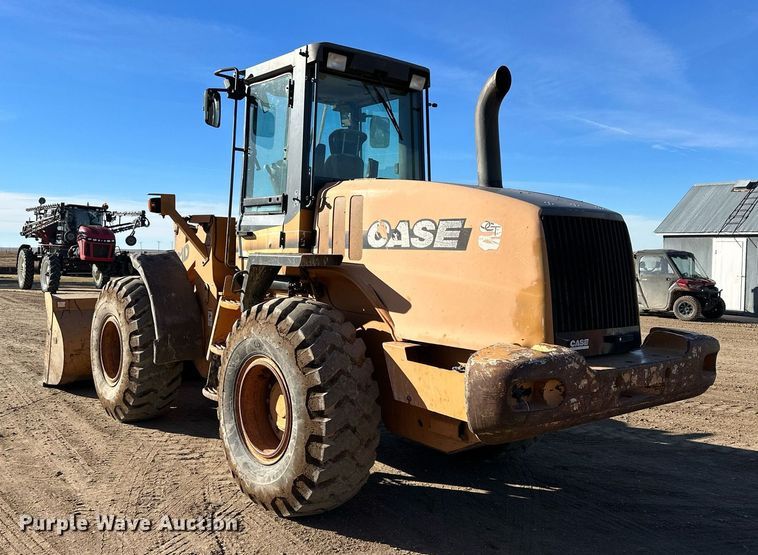 image for item NS9036 2004 Case 621D  wheel loader