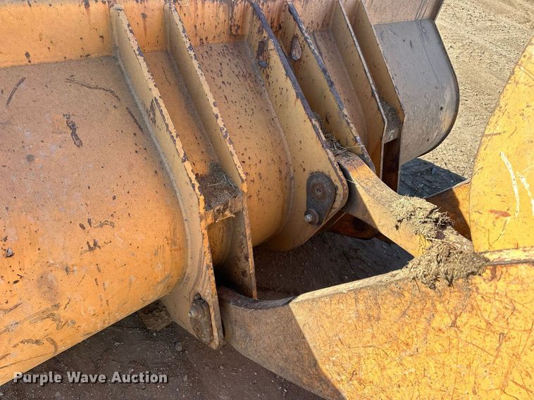 image for item NS9036 2004 Case 621D  wheel loader