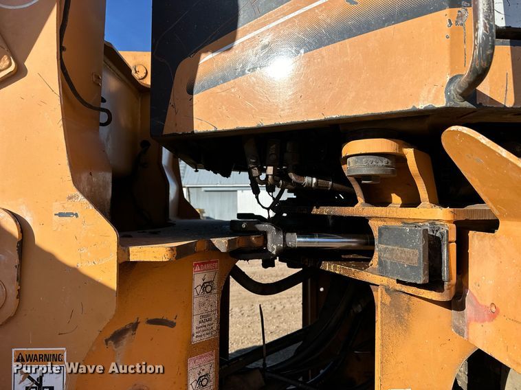 image for item NS9036 2004 Case 621D  wheel loader