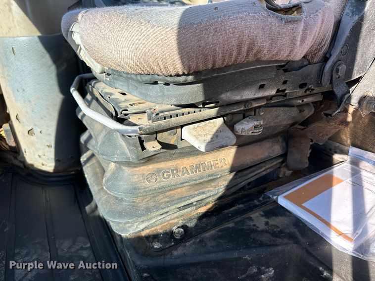 image for item NS9036 2004 Case 621D  wheel loader