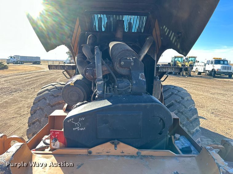 image for item NS9036 2004 Case 621D  wheel loader