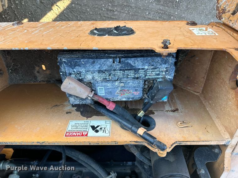 image for item NS9036 2004 Case 621D  wheel loader