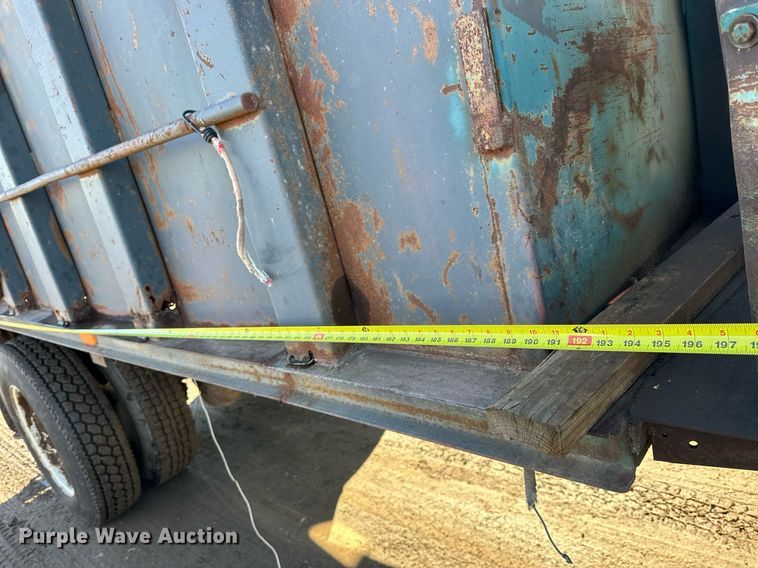 image for item NS9054 1993 International Navistar 4900  crane truck