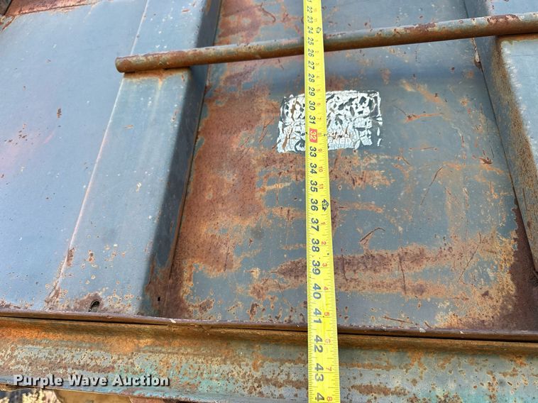 image for item NS9054 1993 International Navistar 4900  crane truck