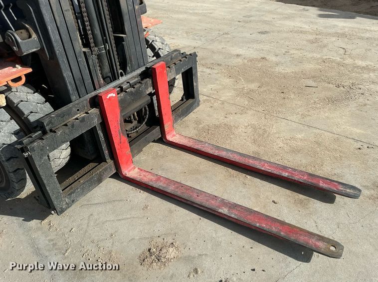 image for item NS9067 2001 Toyota 7FDU35 forklift