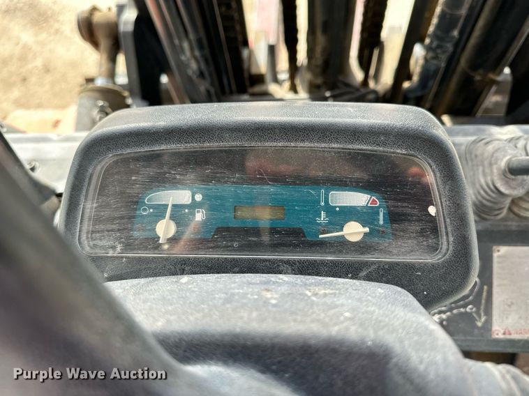 image for item NS9067 2001 Toyota 7FDU35 forklift