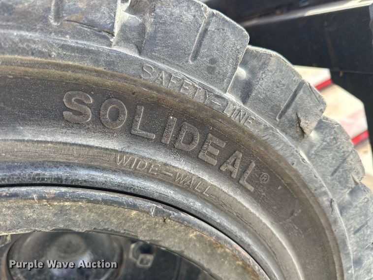 image for item NS9067 2001 Toyota 7FDU35 forklift