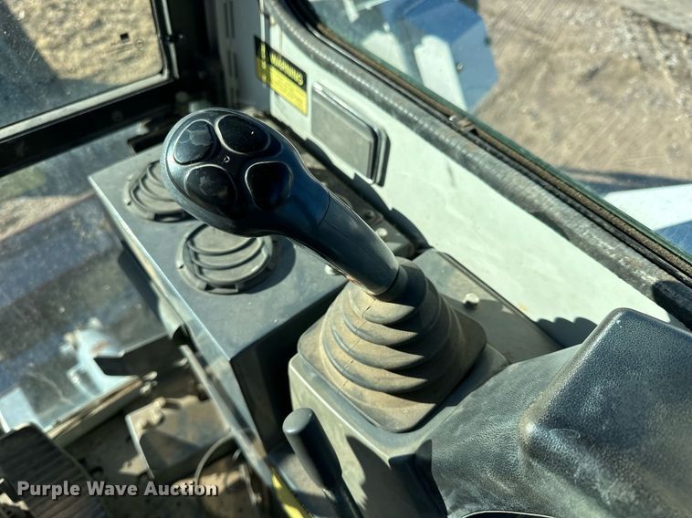 image for item NS9084 2008 Takeuchi TB153FR  mini excavator