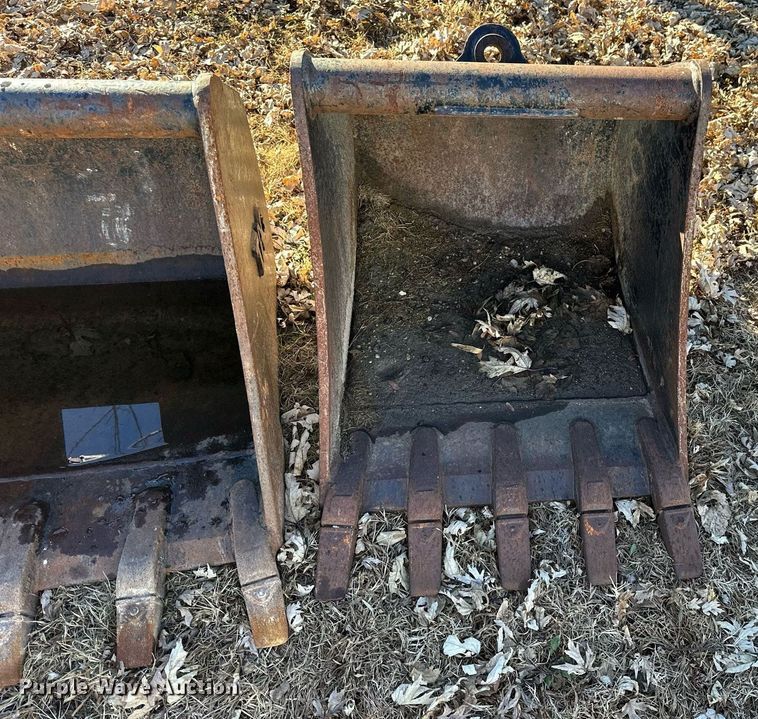 image for item NS9084 2008 Takeuchi TB153FR  mini excavator