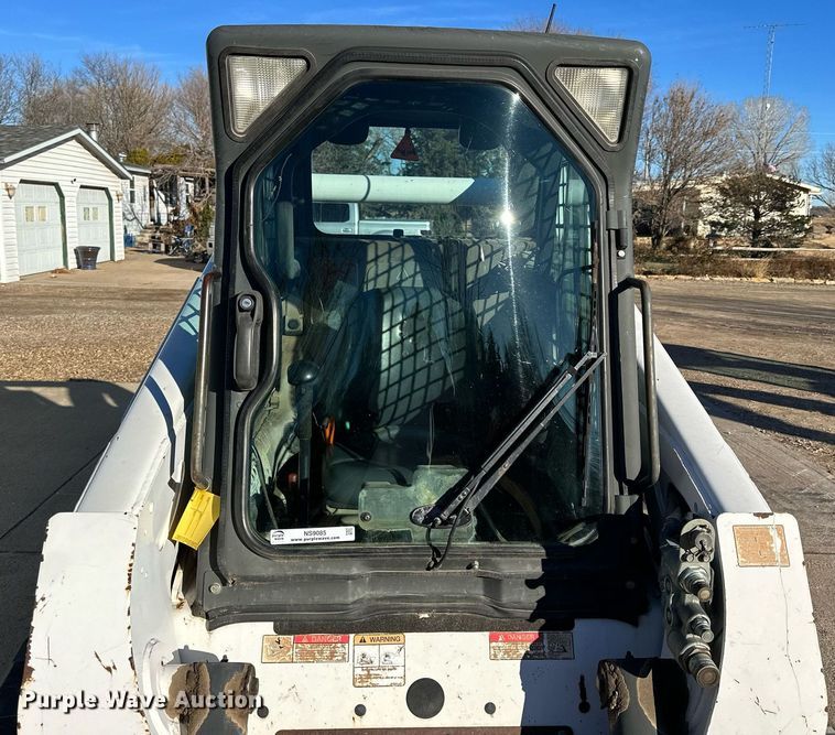 image for item NS9085 2007 Bobcat T320  tracked skid steer loader