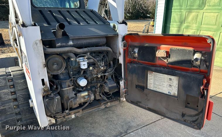 image for item NS9085 2007 Bobcat T320  tracked skid steer loader