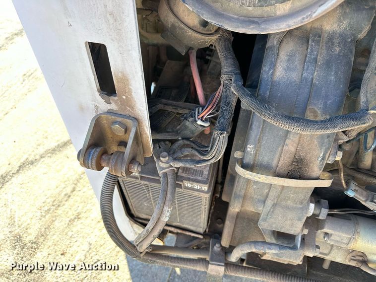 image for item NS9085 2007 Bobcat T320  tracked skid steer loader