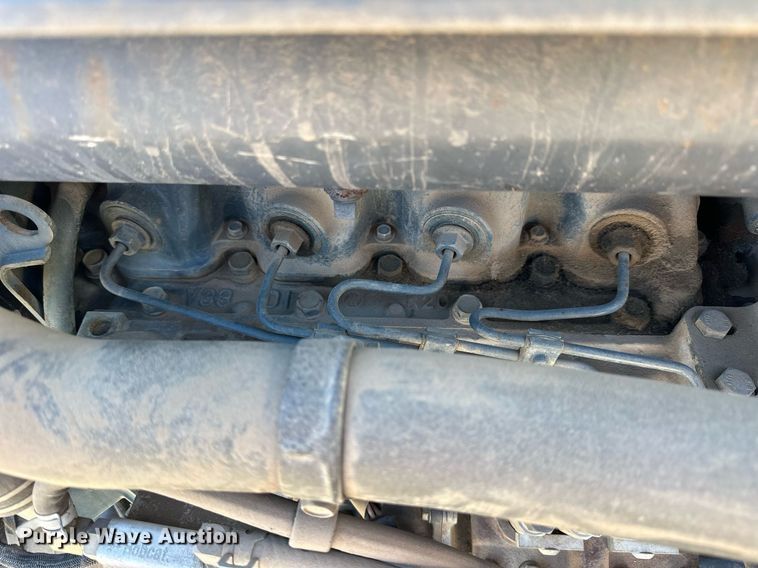 image for item NS9085 2007 Bobcat T320  tracked skid steer loader