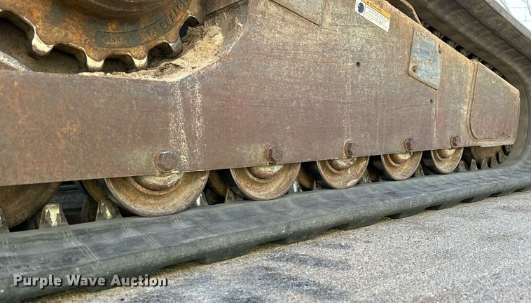 image for item NS9085 2007 Bobcat T320  tracked skid steer loader