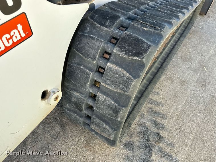 image for item NS9085 2007 Bobcat T320  tracked skid steer loader