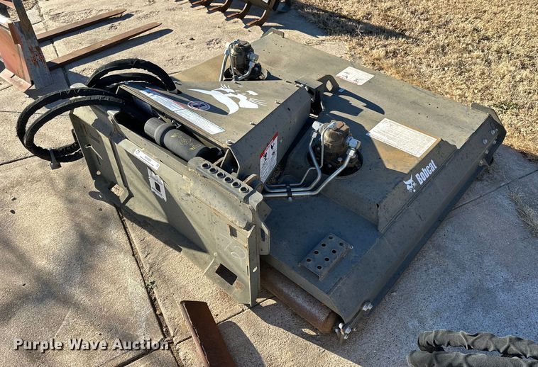 image for item NS9089 2018 Bobcat 72  skid steer rotary mower