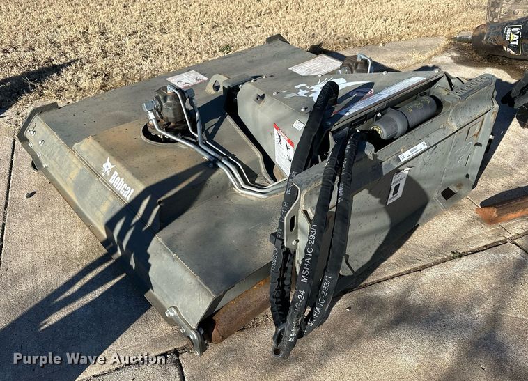 image for item NS9089 2018 Bobcat 72  skid steer rotary mower
