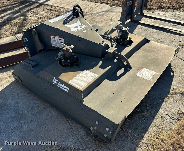 image for item NS9089 2018 Bobcat 72  skid steer rotary mower