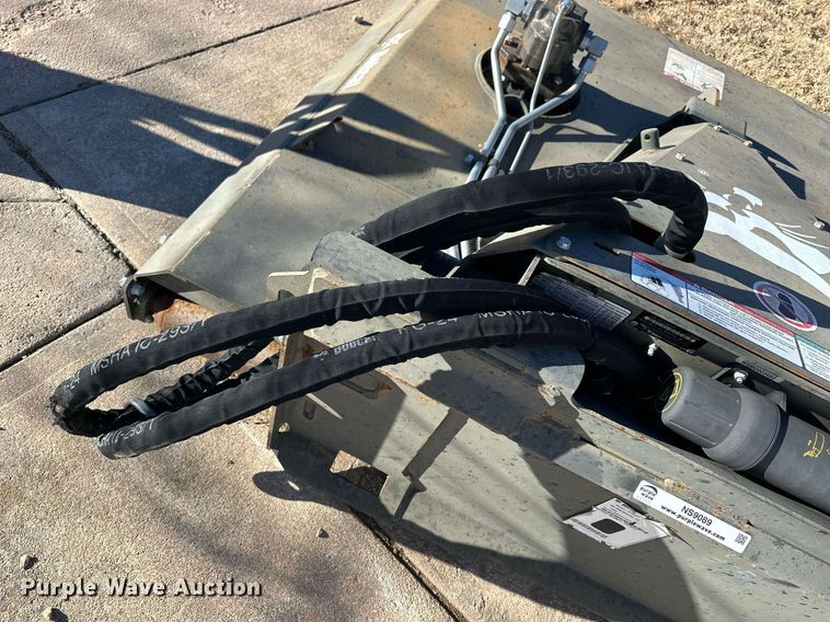 image for item NS9089 2018 Bobcat 72  skid steer rotary mower