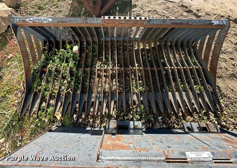 image for item NS9092 Virnig  skid steer skeleton bucket