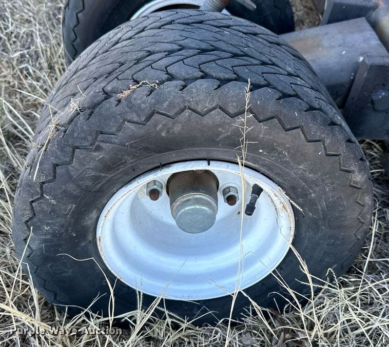 image for item NS9113 1984 Oshkosh WT2206  dump truck