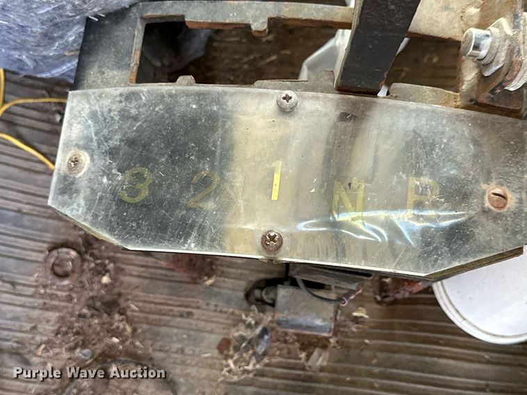 image for item NS9113 1984 Oshkosh WT2206  dump truck