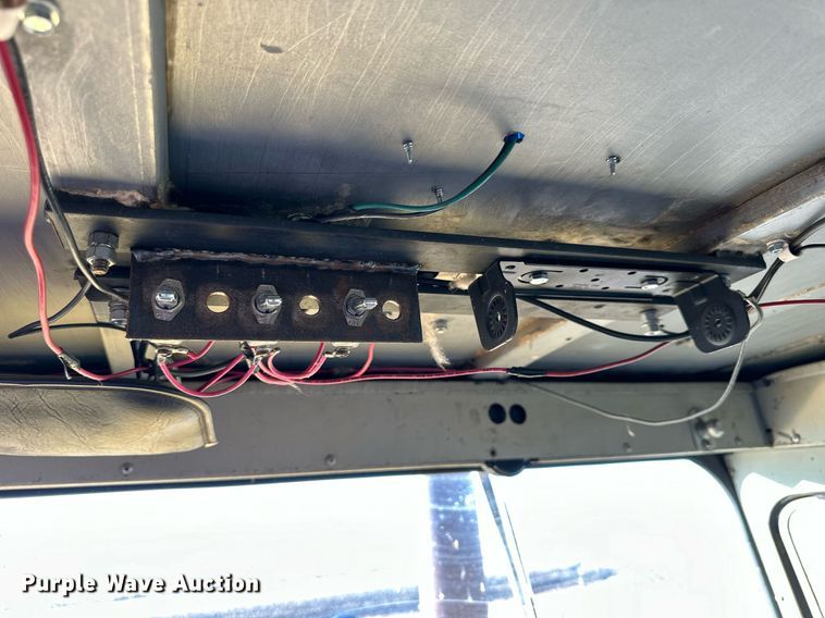 image for item NS9113 1984 Oshkosh WT2206  dump truck