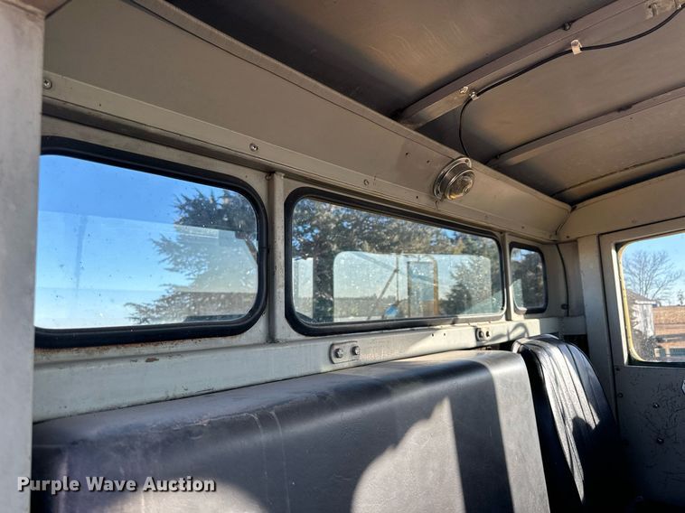 image for item NS9113 1984 Oshkosh WT2206  dump truck